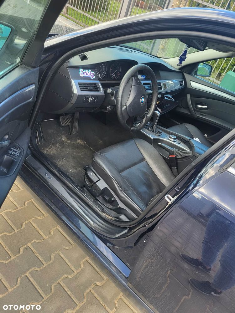 BMW Seria 5 520d - 5