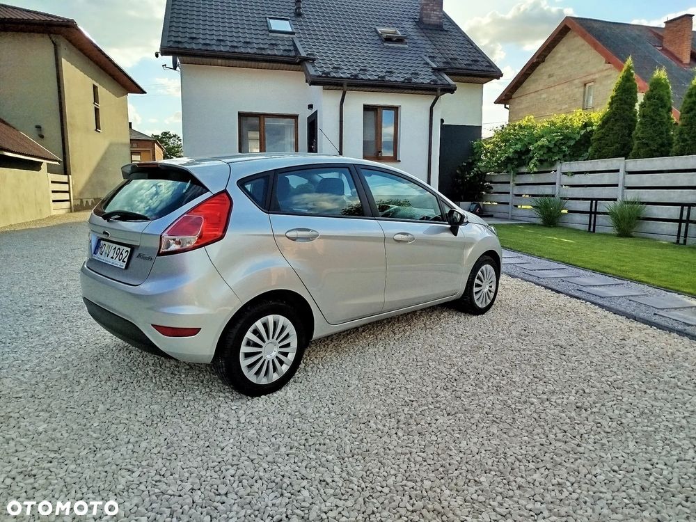 Ford Fiesta - 11
