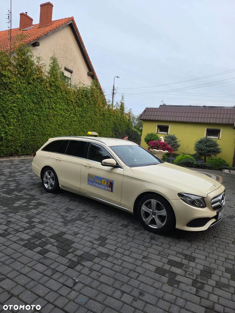 Mercedes-Benz Klasa E 220 d 9G-TRONIC - 2