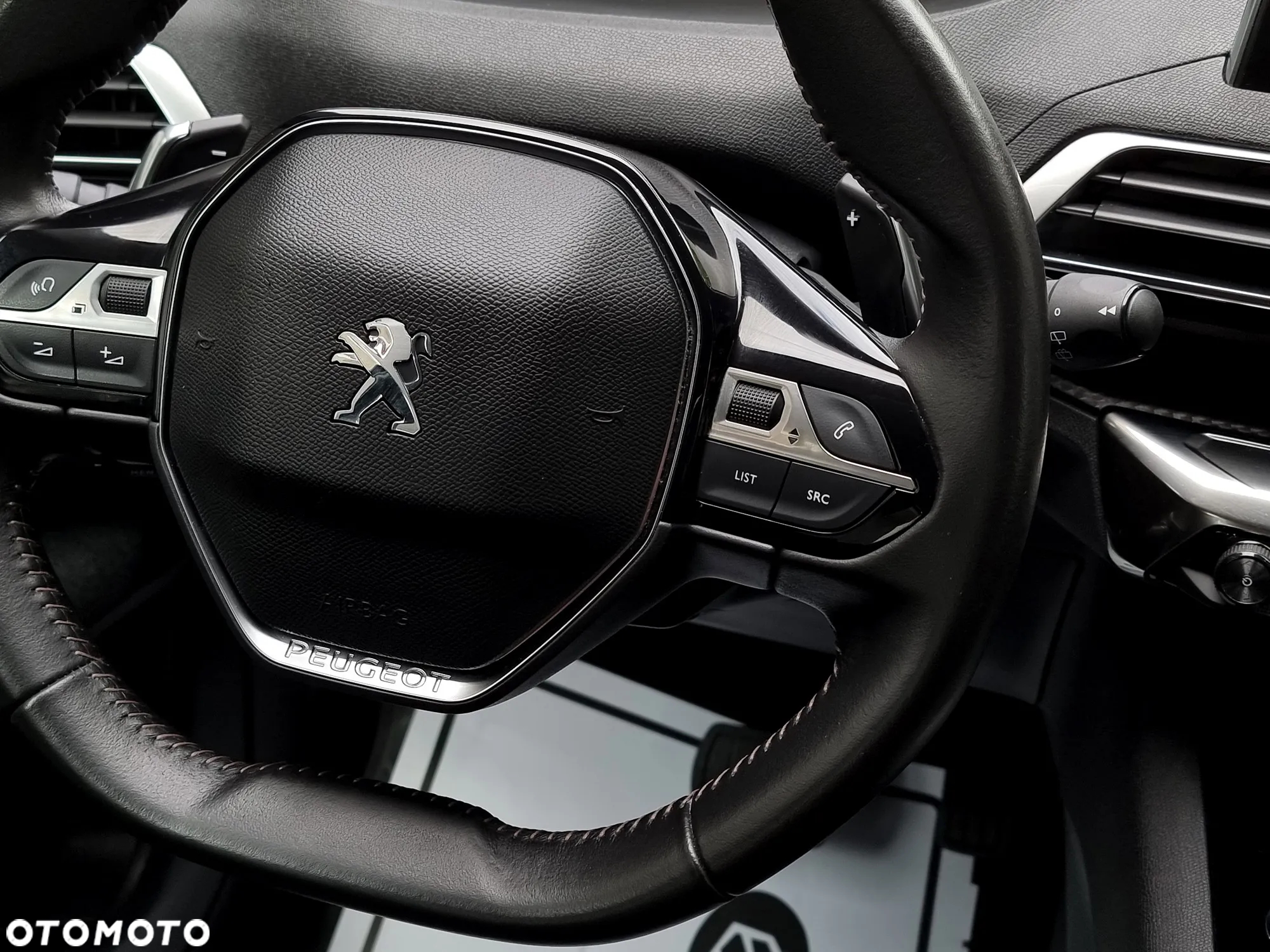 Peugeot 5008 1.5 BlueHDi Active Pack S&S EAT8 - 31