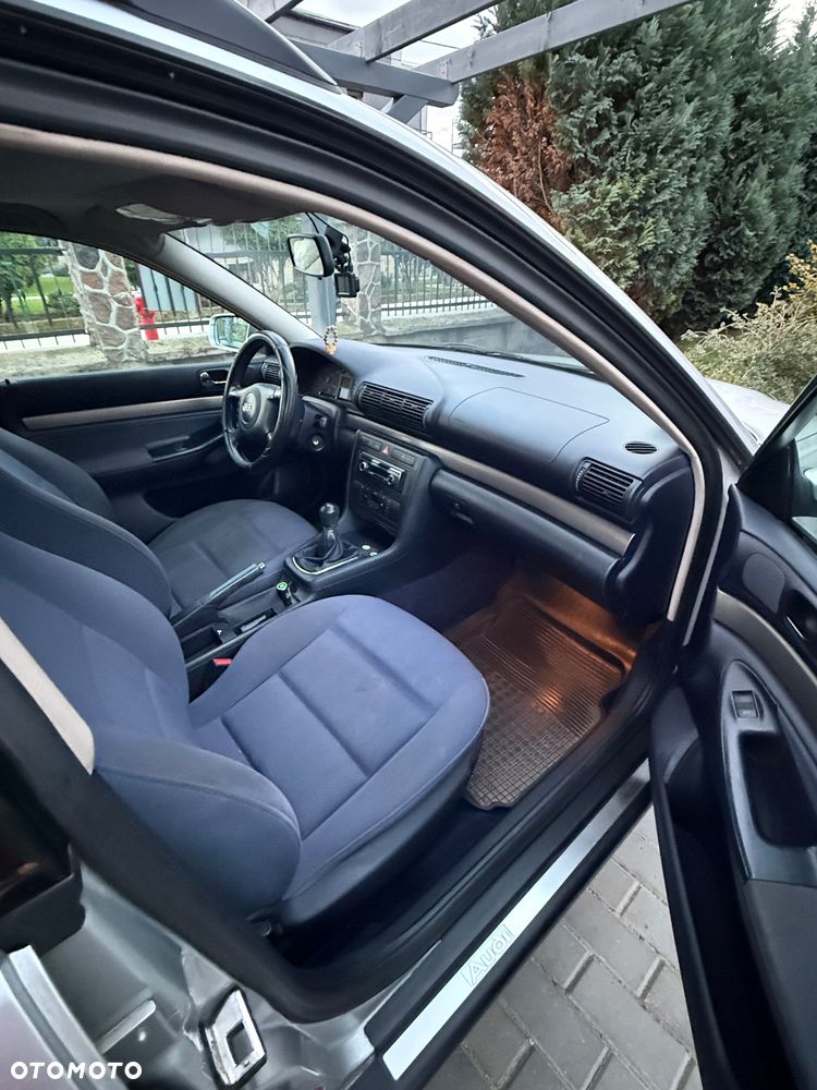 Audi A4 Avant - 17