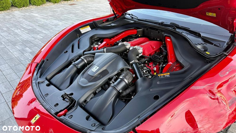 Ferrari Roma Spider - 13