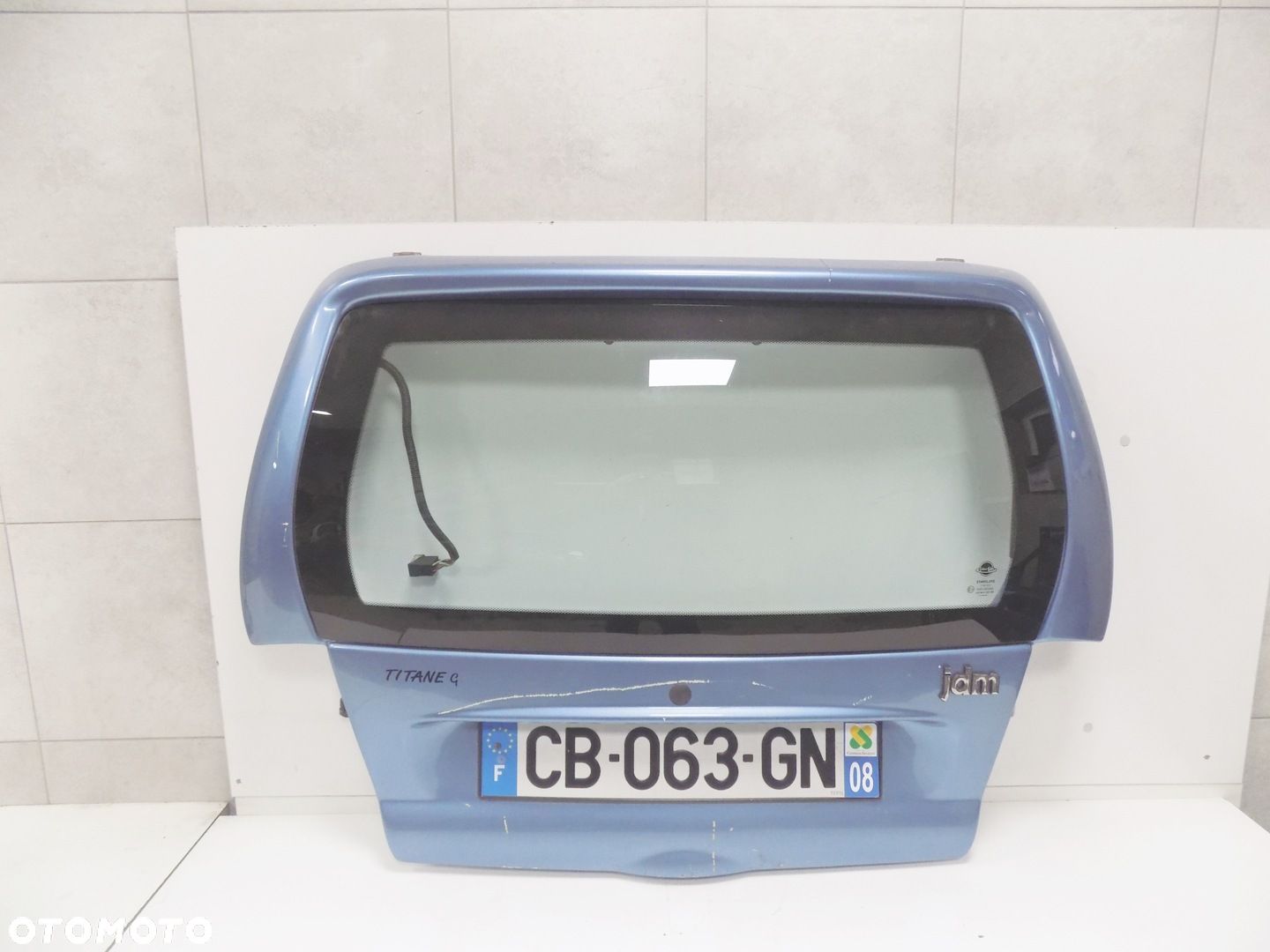 JDM TITANE KLAPA TYLNA TYŁ - 1