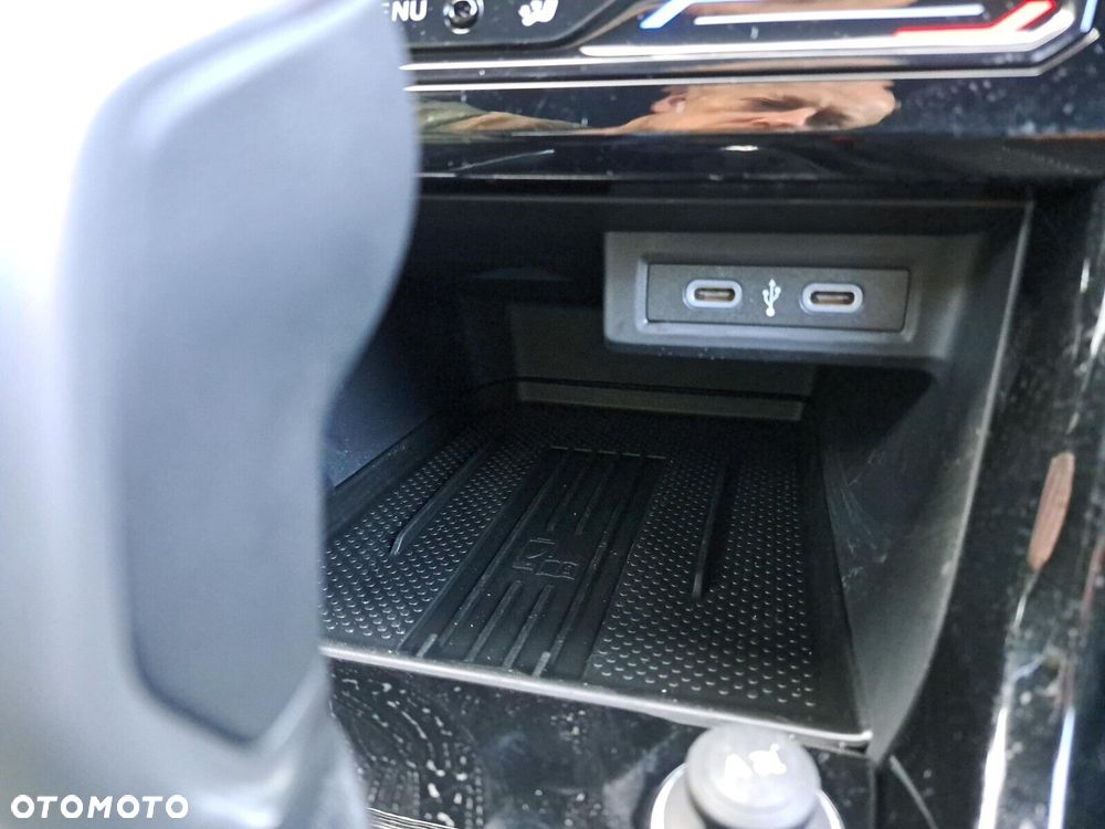 Volkswagen T-Cross - 29