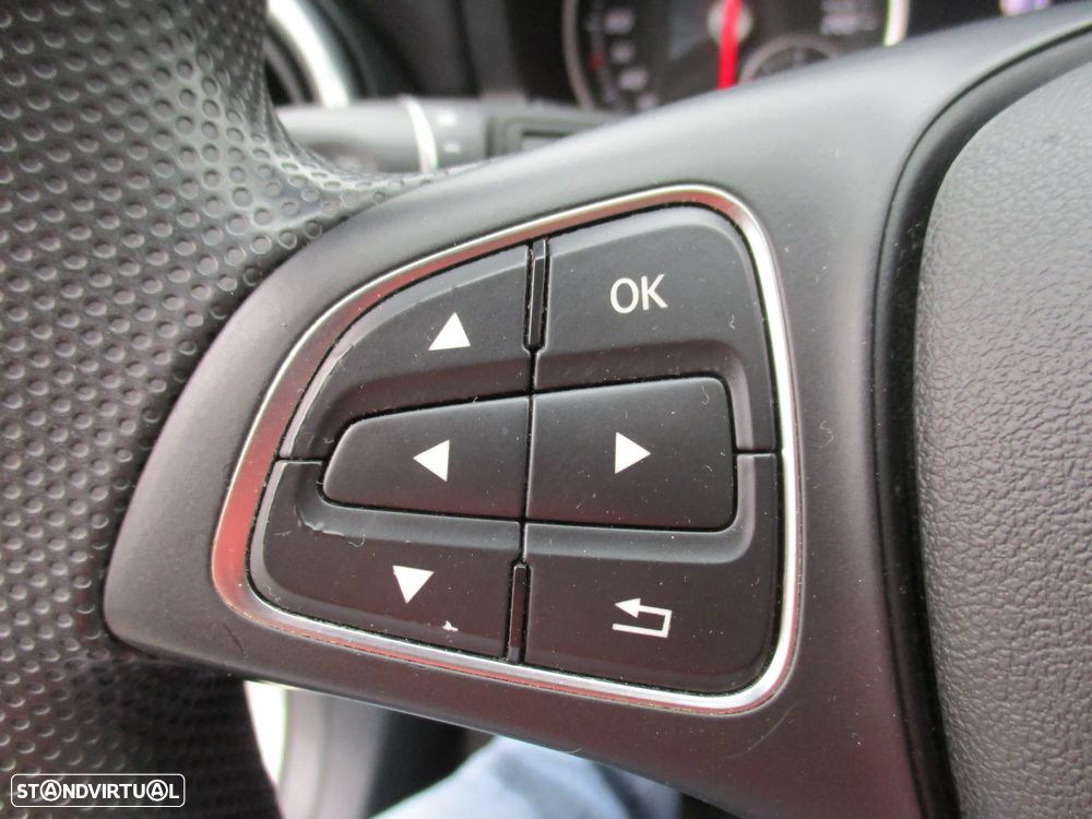 Mercedes-Benz A 180 CDI (BlueEFFICIENCY) Urban - 13