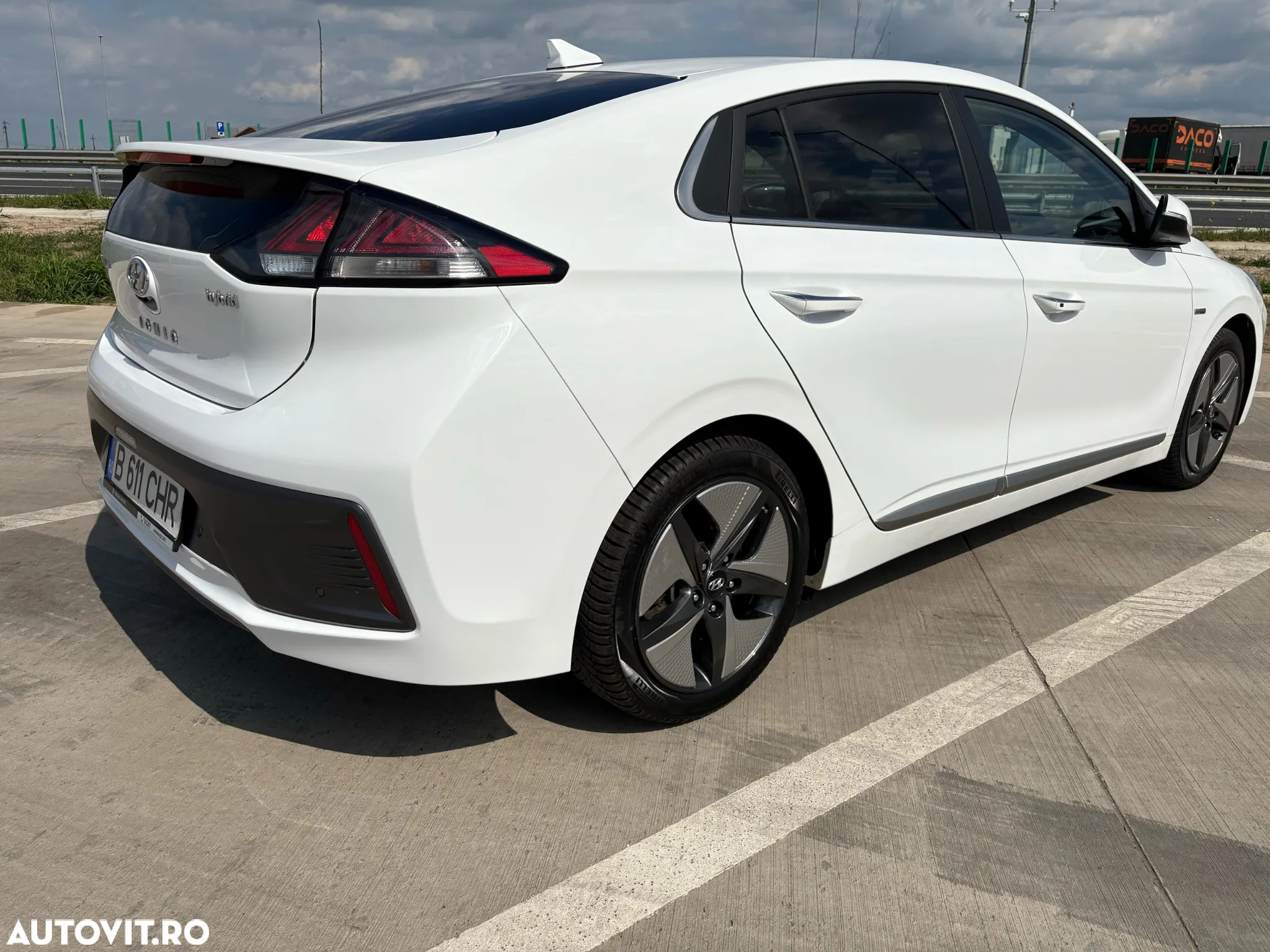 Hyundai IONIQ Hybrid 141CP Exclusive - 4