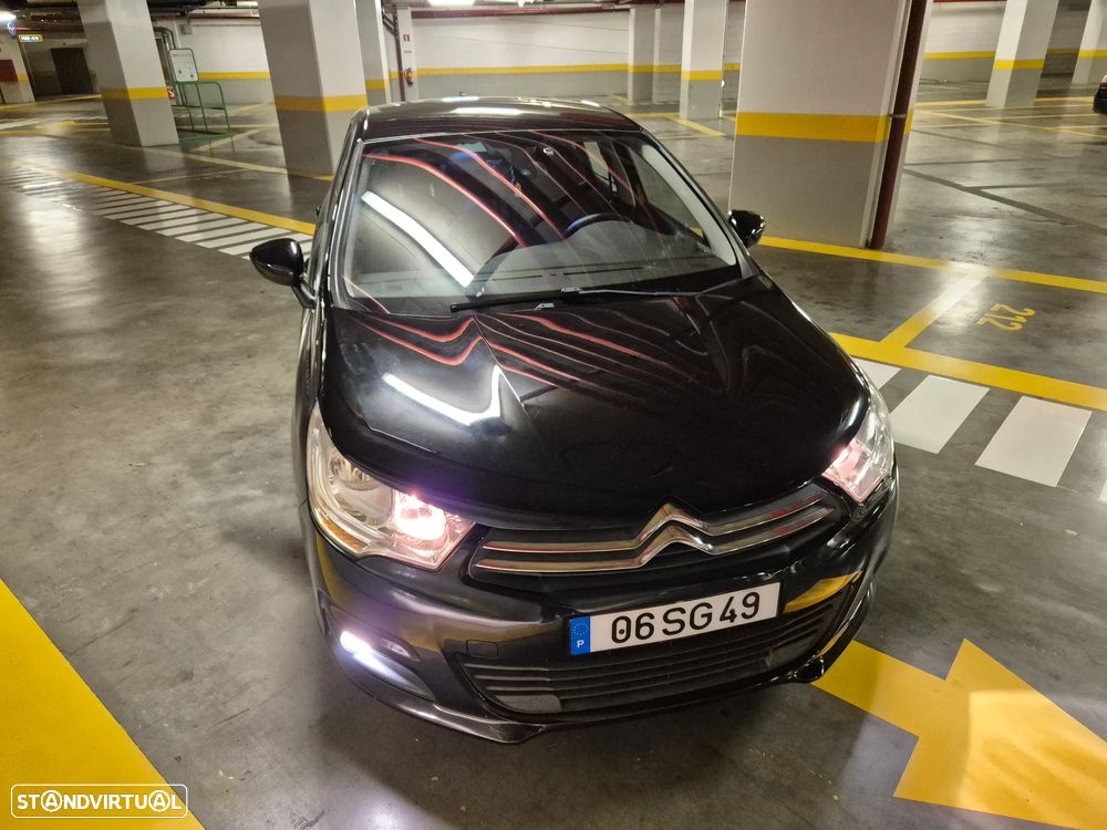 Citroën C4 e-HDi 115 ETG6 Selection - 6