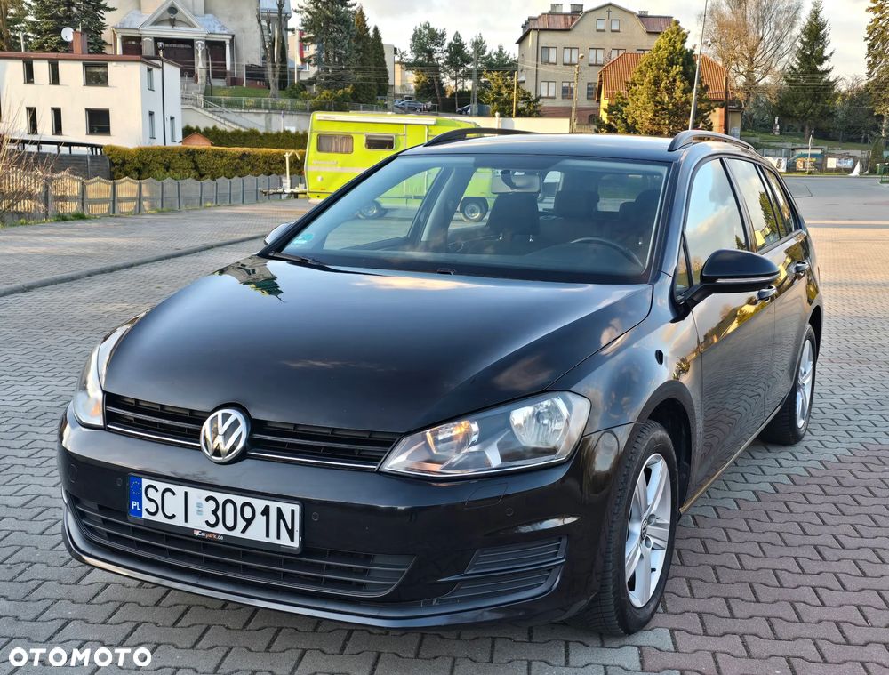 Volkswagen Golf 1.6 TDI BlueMotion Comfortline - 2