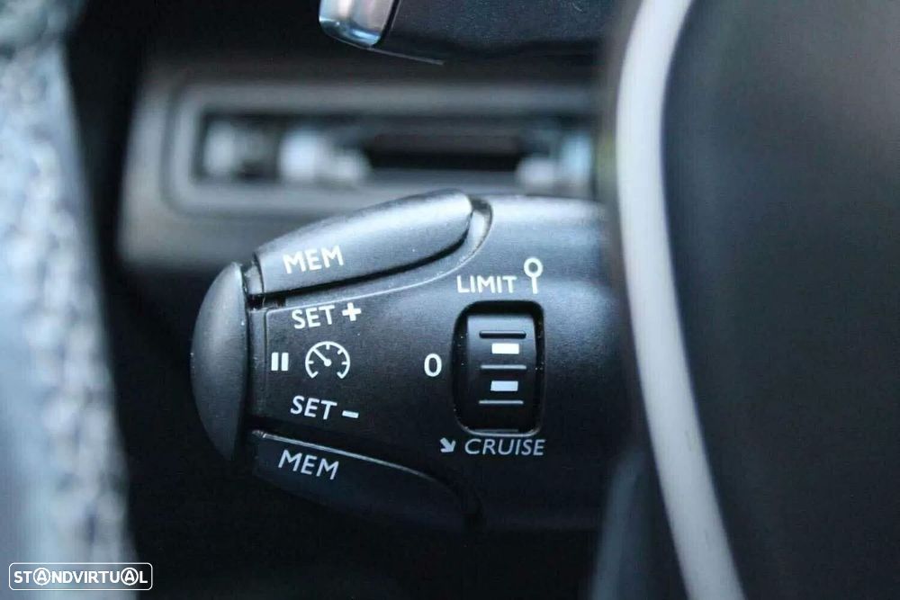 Peugeot 3008 1.6 BlueHDi Active - 20