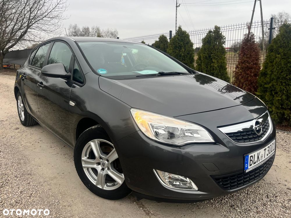 Opel Astra 1.6 - 18