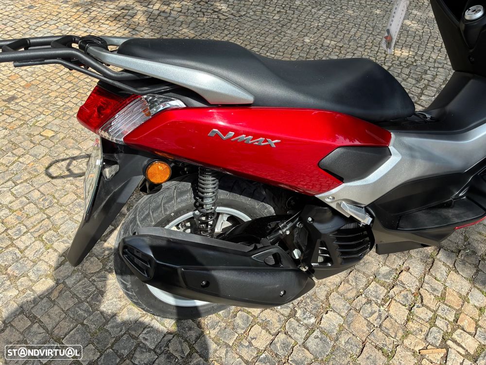 Yamaha NMAX - 5