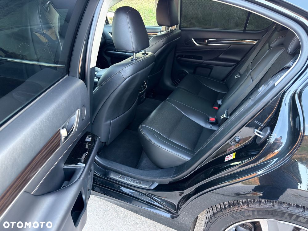 Lexus GS 200t / 300 Elegance - 25