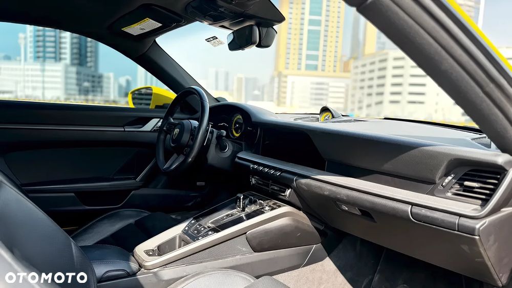 Porsche 911 Carrera S PDK - 10