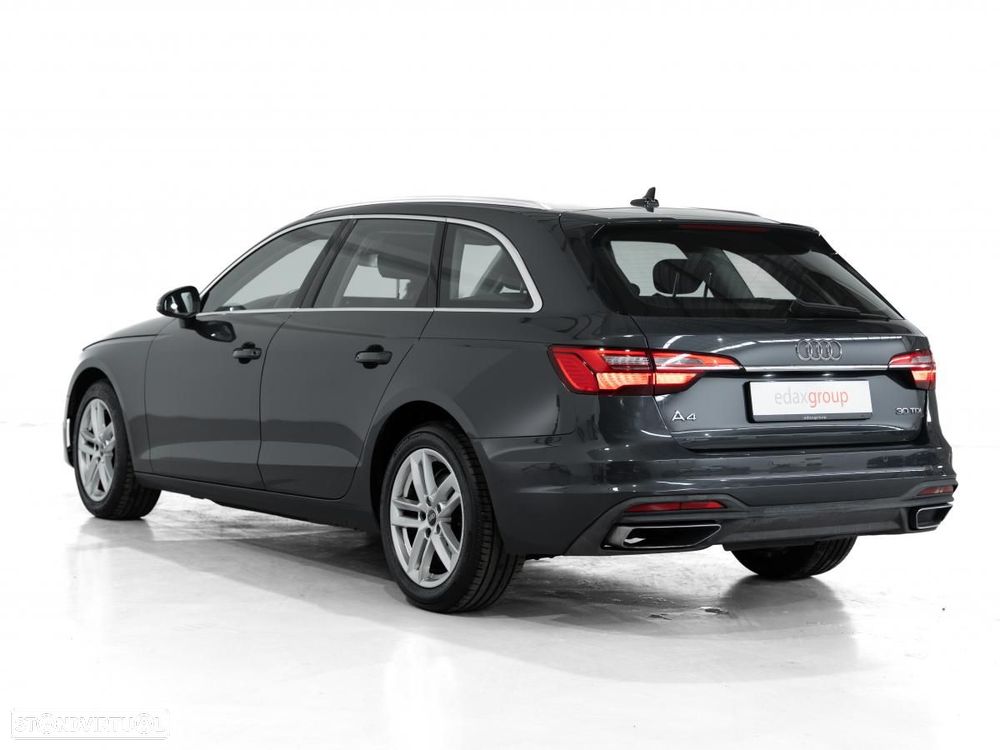 Audi A4 Avant 30 TDI S tronic - 4