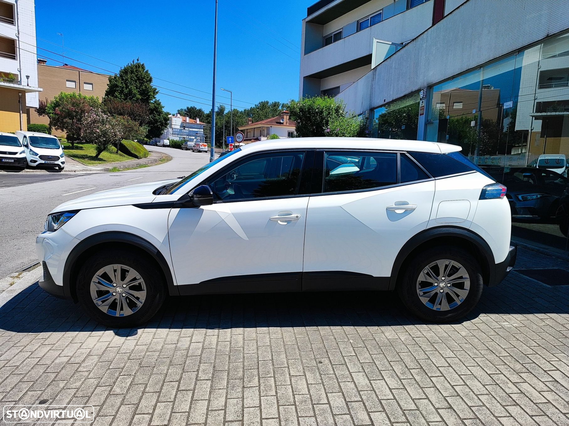 Peugeot 2008 1.5 BlueHDi Active Pack - 3