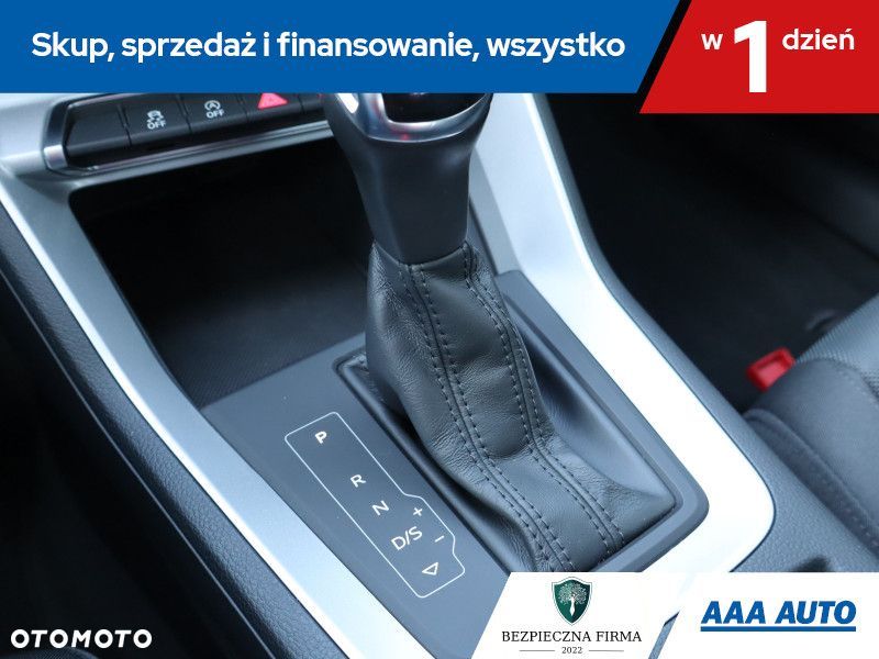 Audi Q3 - 18