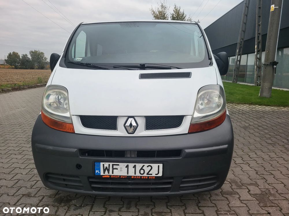 Renault Trafic Passenger - 20