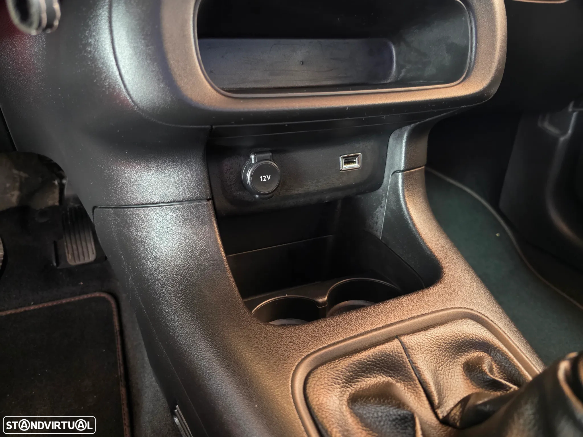 Citroën C3 1.2 PureTech C-Series - 26