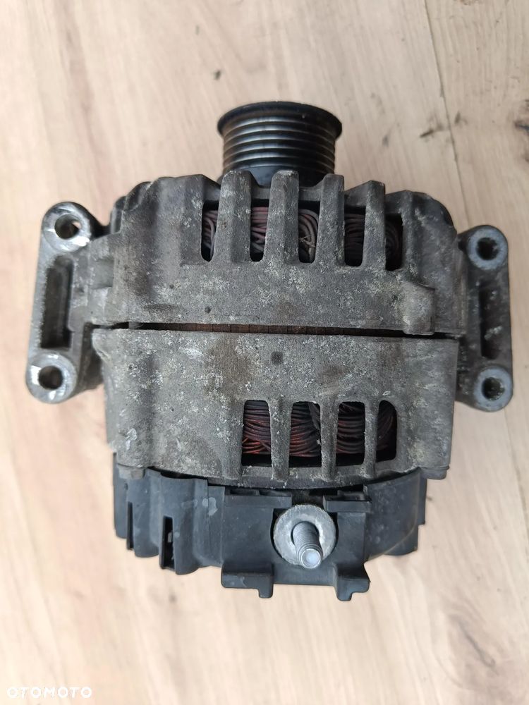 MERCEDES W204 W207 W212 2.2 CDI OM 651 ALTERNATOR A0009067900 - 3