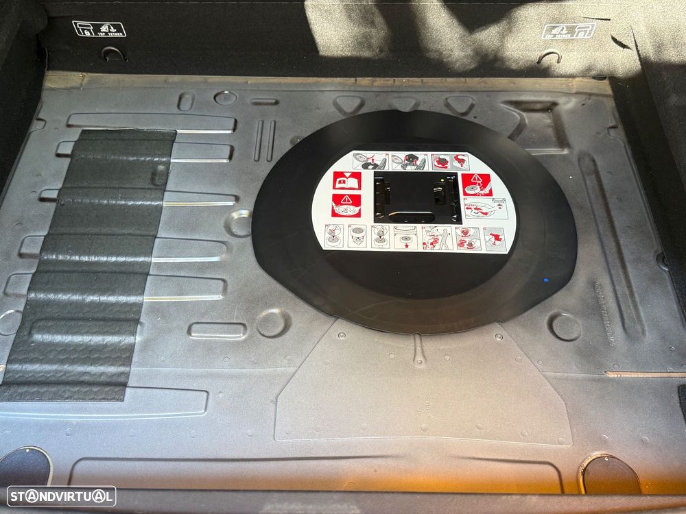 Renault Clio Sport Tourer 0.9 TCe Limited - 21