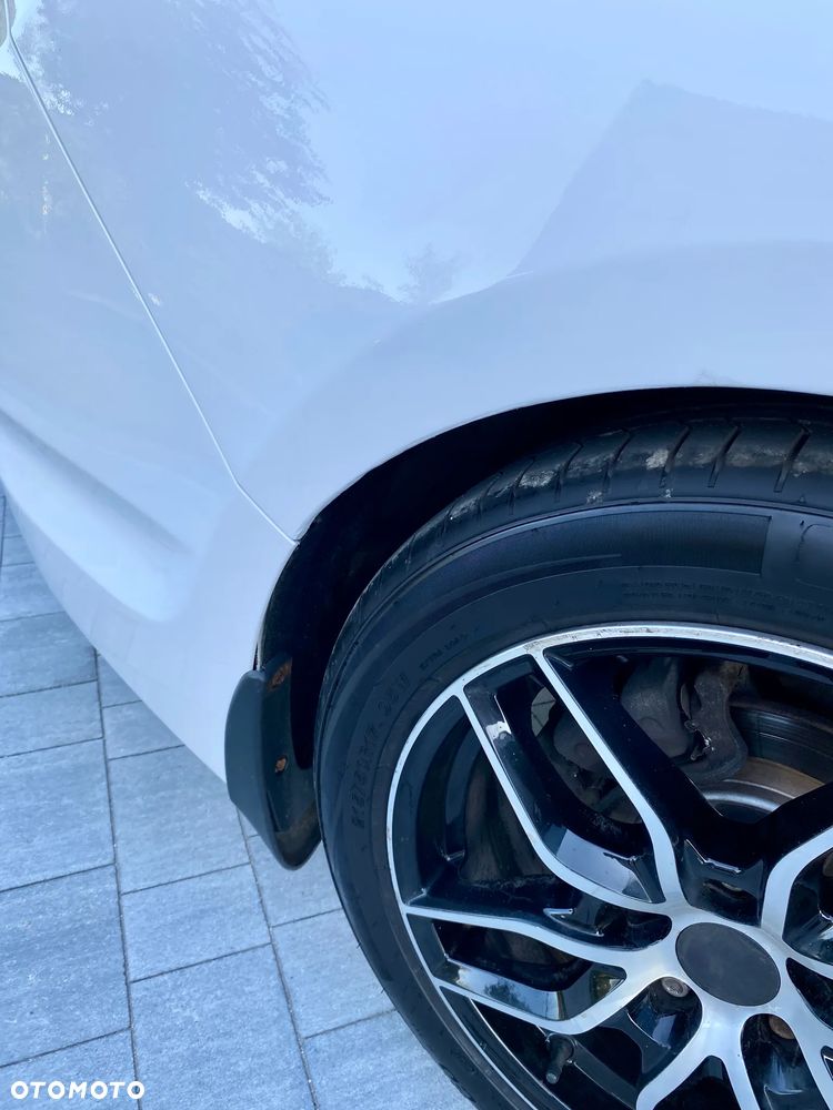 Hyundai i40 1.6 GDI Classic - 27