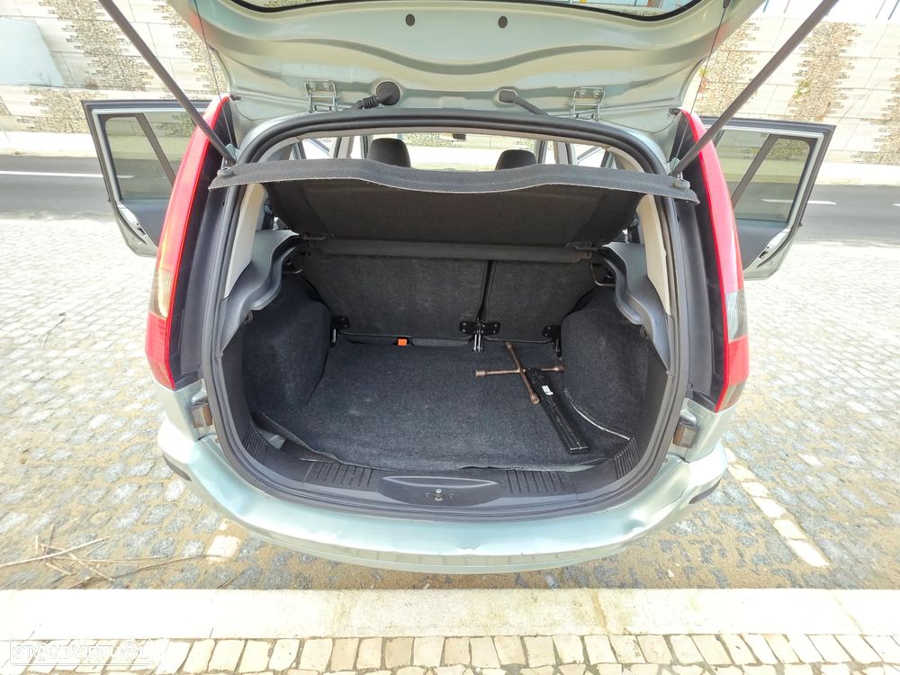 Ford Fusion 1.25 Zetec - 13