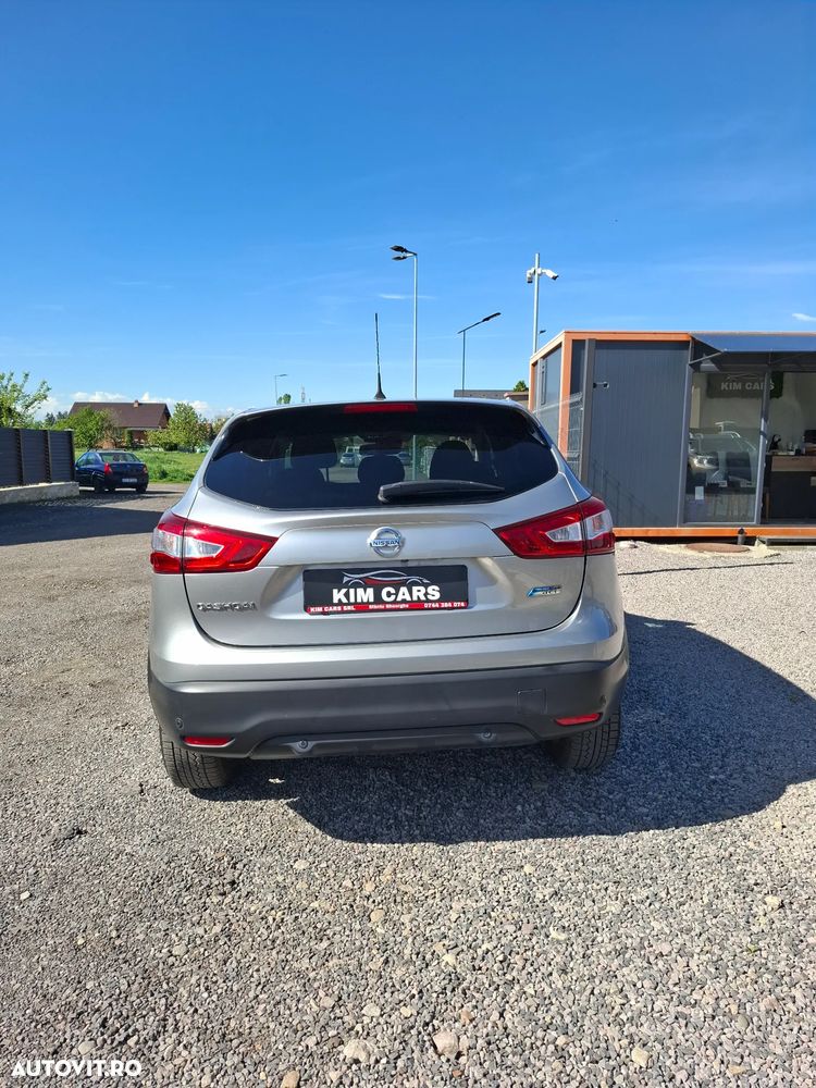 Nissan Qashqai 1.5 DCI N-Connecta - 10