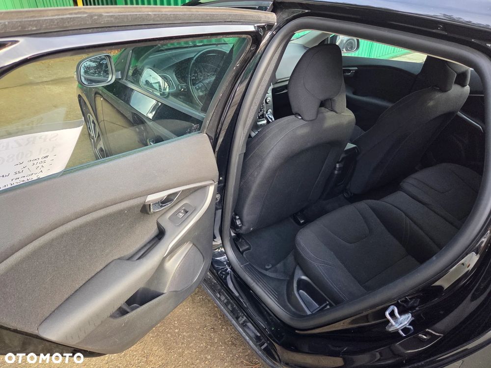 Volvo V40 T2 Drive-E Momentum - 27