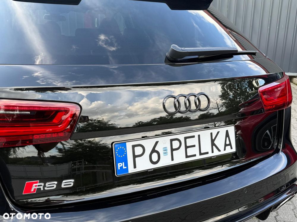Audi RS6 Avant Standard - 30