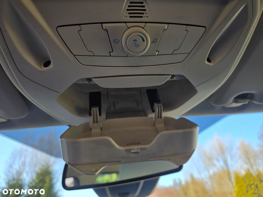 Ford Focus 1.0 EcoBoost Start-Stopp-System SYNC Edition - 10