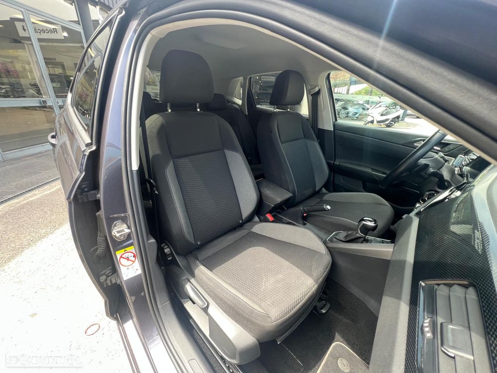 VW Polo 1.0 TSI Urban DSG - 12