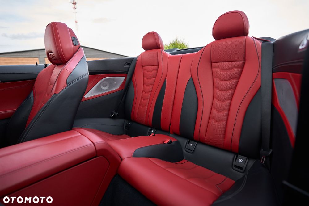 BMW Seria 8 M850i xDrive - 28