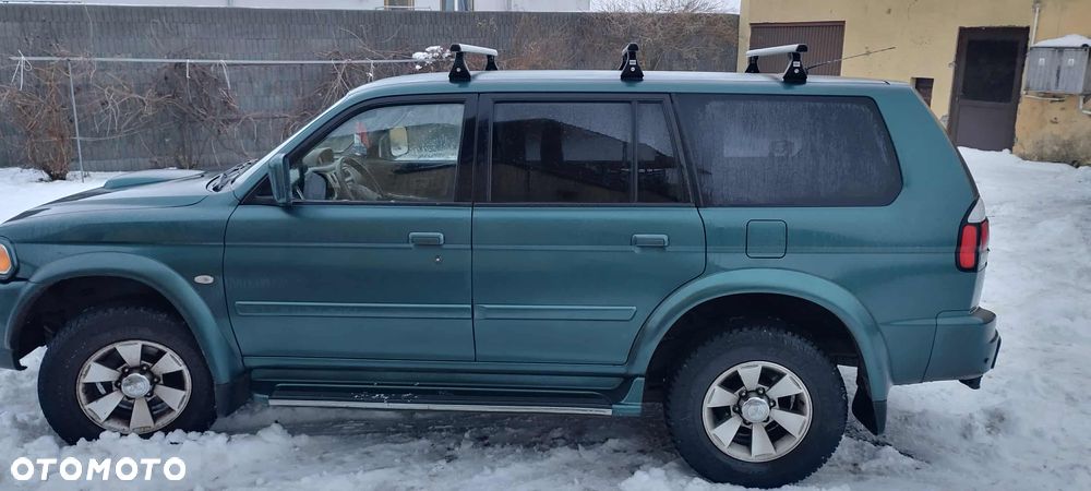 Mitsubishi Pajero Sport 2.5 TD Classic - 9