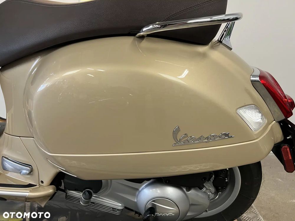 Vespa GTS - 15