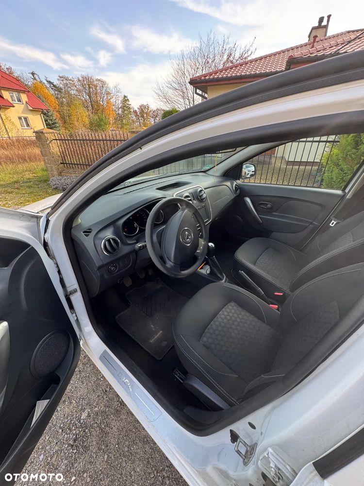 Dacia Sandero 1.2 16V 75 Laureate - 10