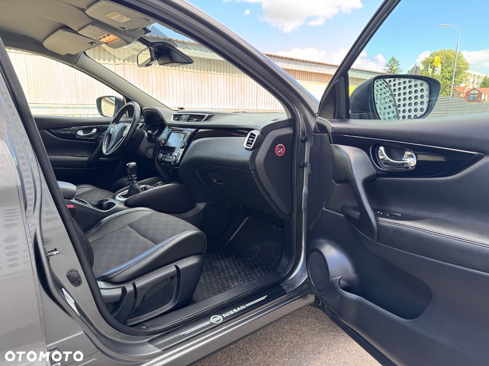 Nissan Qashqai 1.2 DIG-T Tekna EU6 - 16