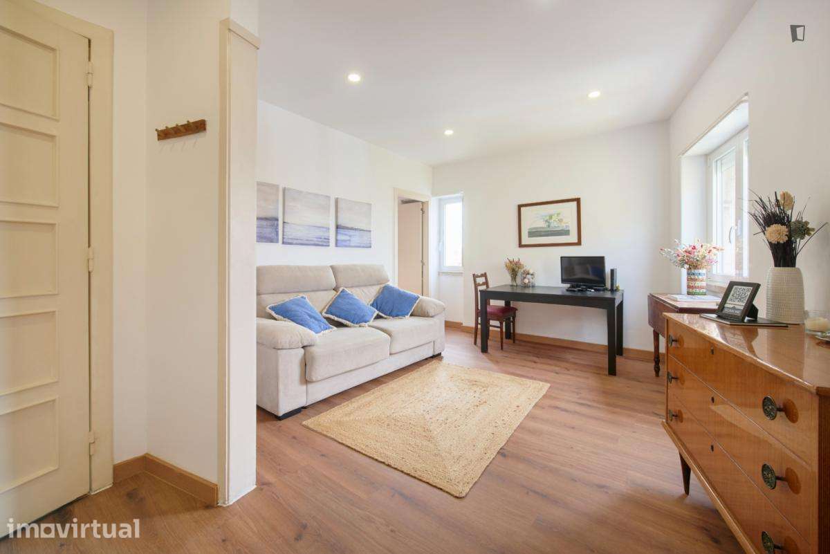 Apartamento com 1 quartos - localizado em Anjos Lisbon - Grande imagem: 3/42