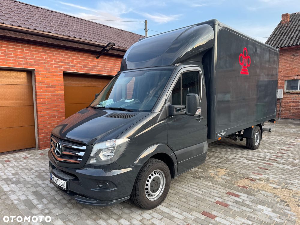 Mercedes-Benz Sprinter - 1