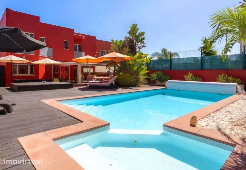 Moradia com piscina €1,290.000 - Grande imagem: 2/9