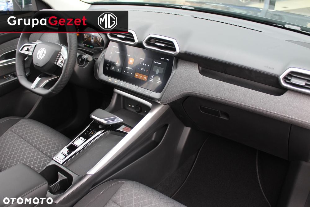 MG ZS - 8