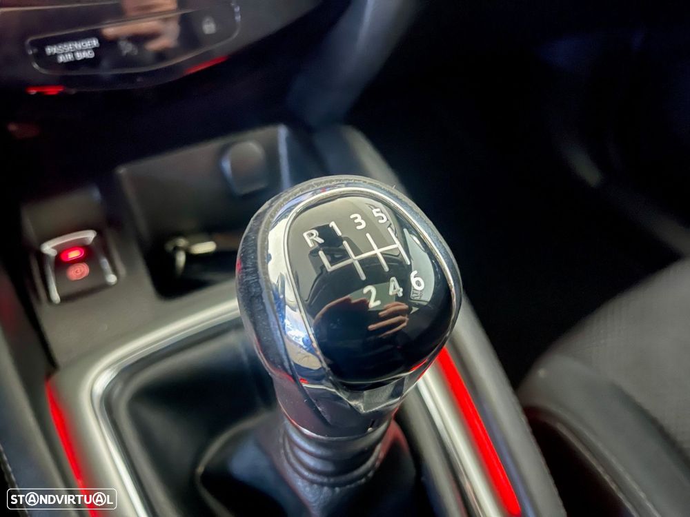 Nissan Qashqai 1.5 dCi N-Connecta - 22