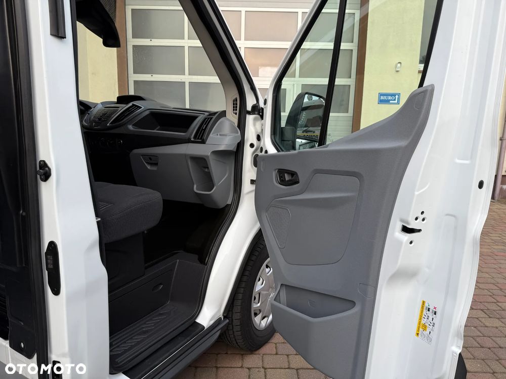 Ford Transit 2,2 L2H3 - 26