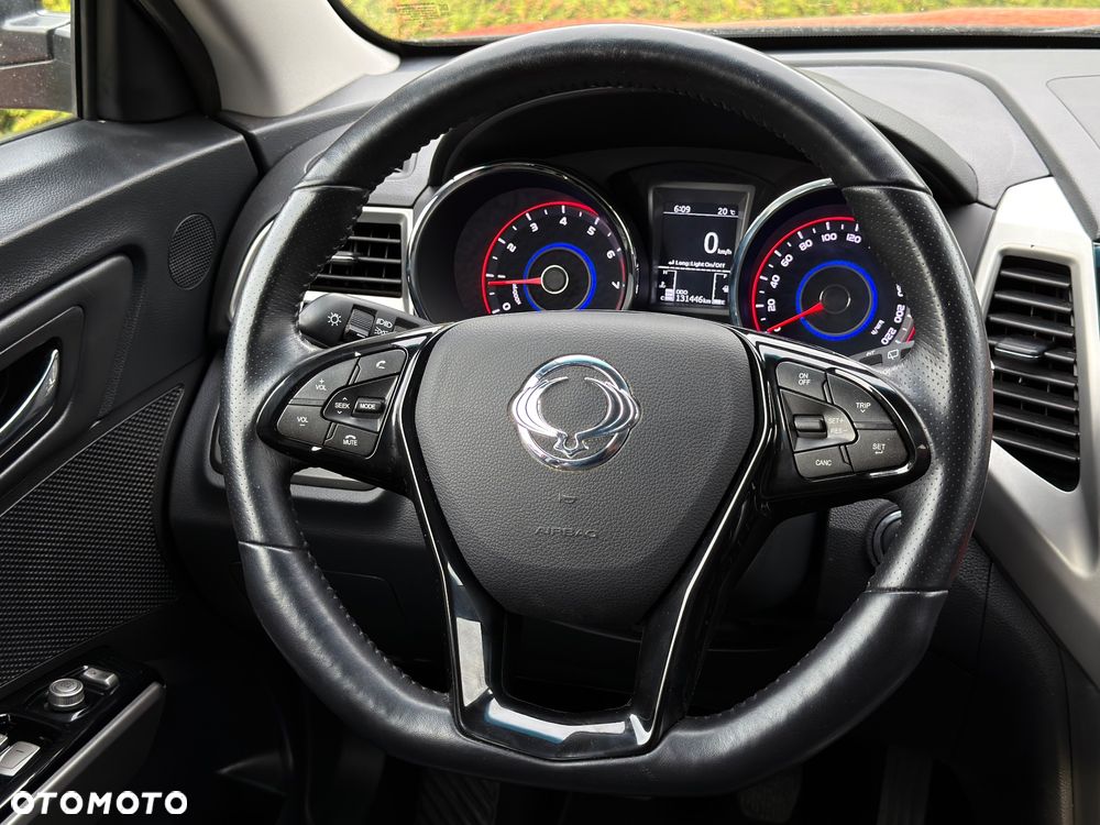 SsangYong/KGM Tivoli 1.6 Sapphire - 14
