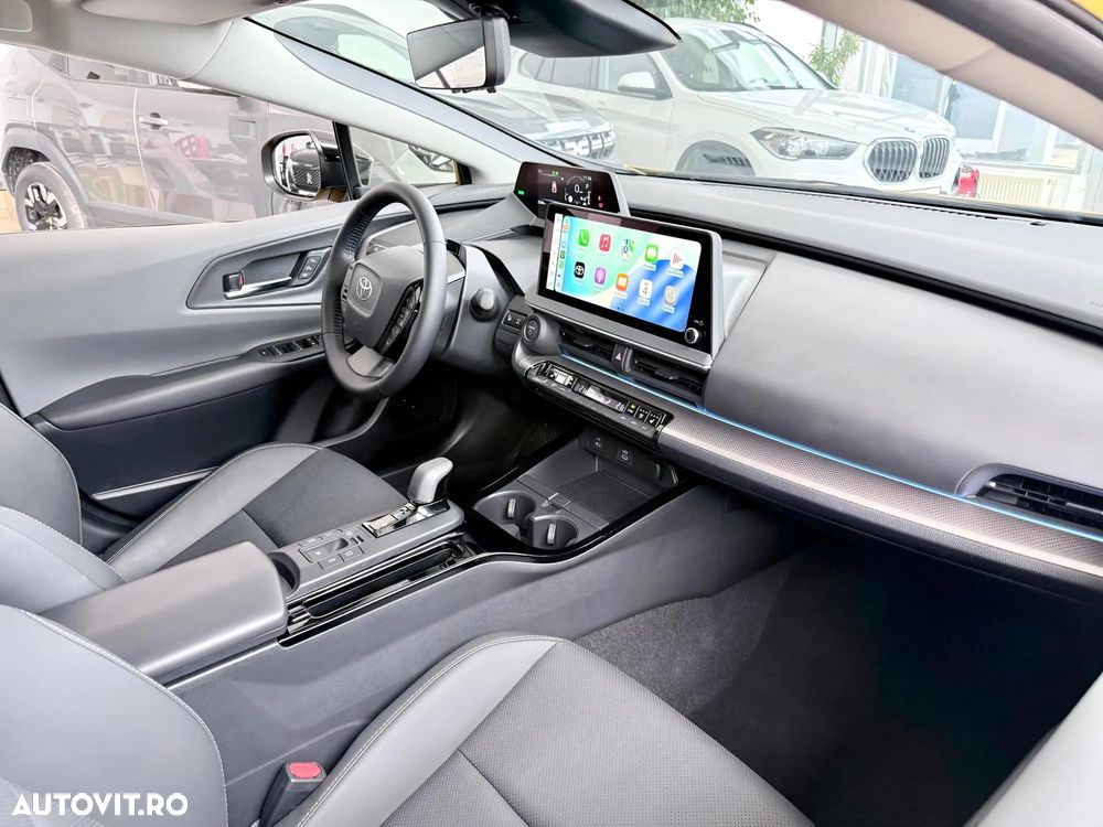 Toyota Prius 2.0 FWD PHEV Exclusive - 4