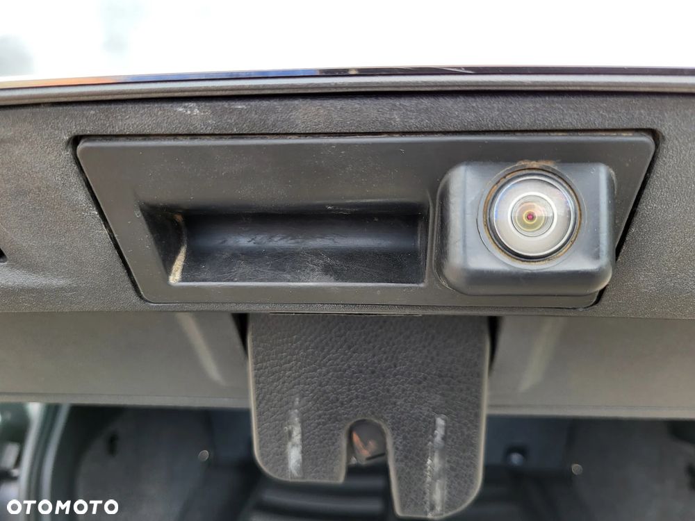 Volkswagen Tiguan - 16