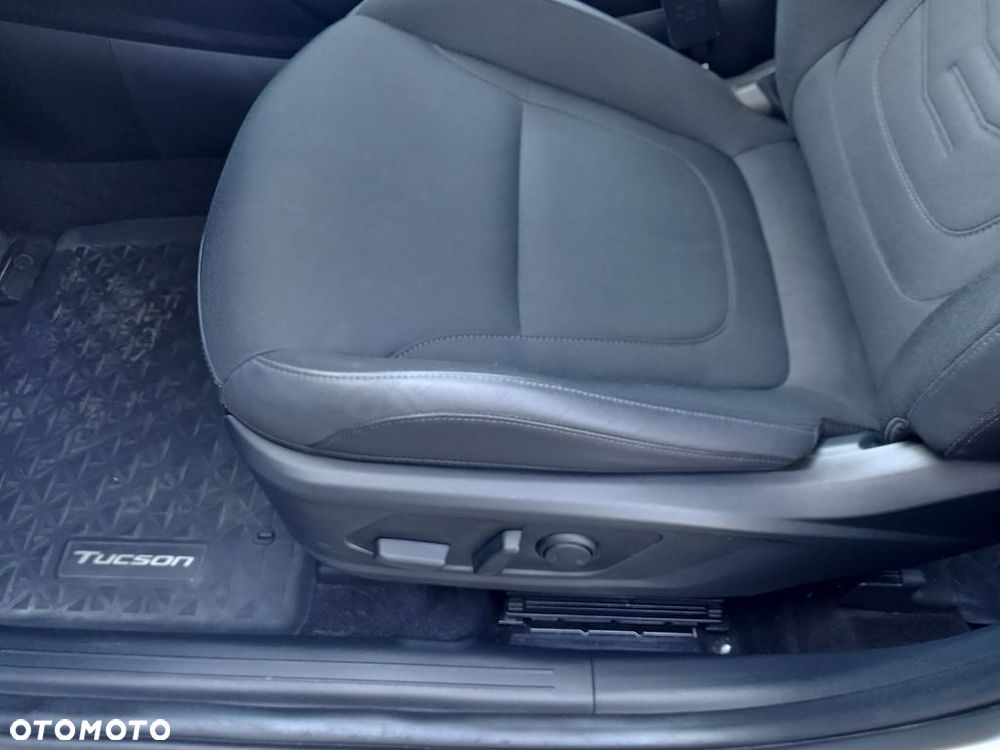 Hyundai Tucson 1.6 T-GDi Executive 2WD - 14