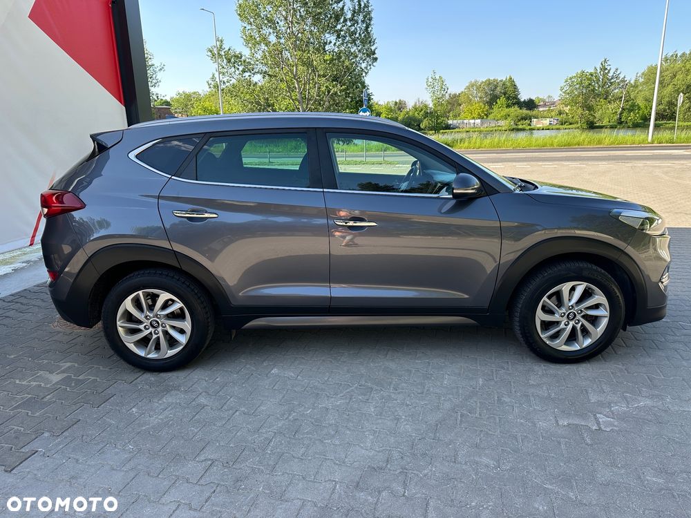 Hyundai Tucson - 16