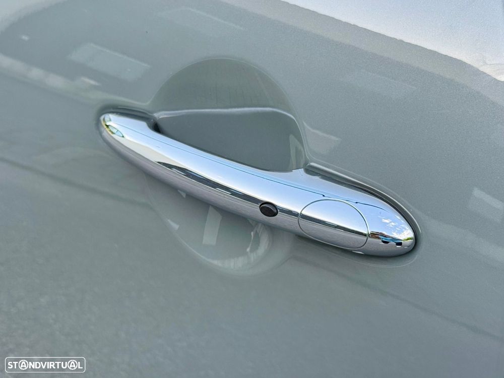 MINI 3 Portas Cooper SE Premium Essential - 10