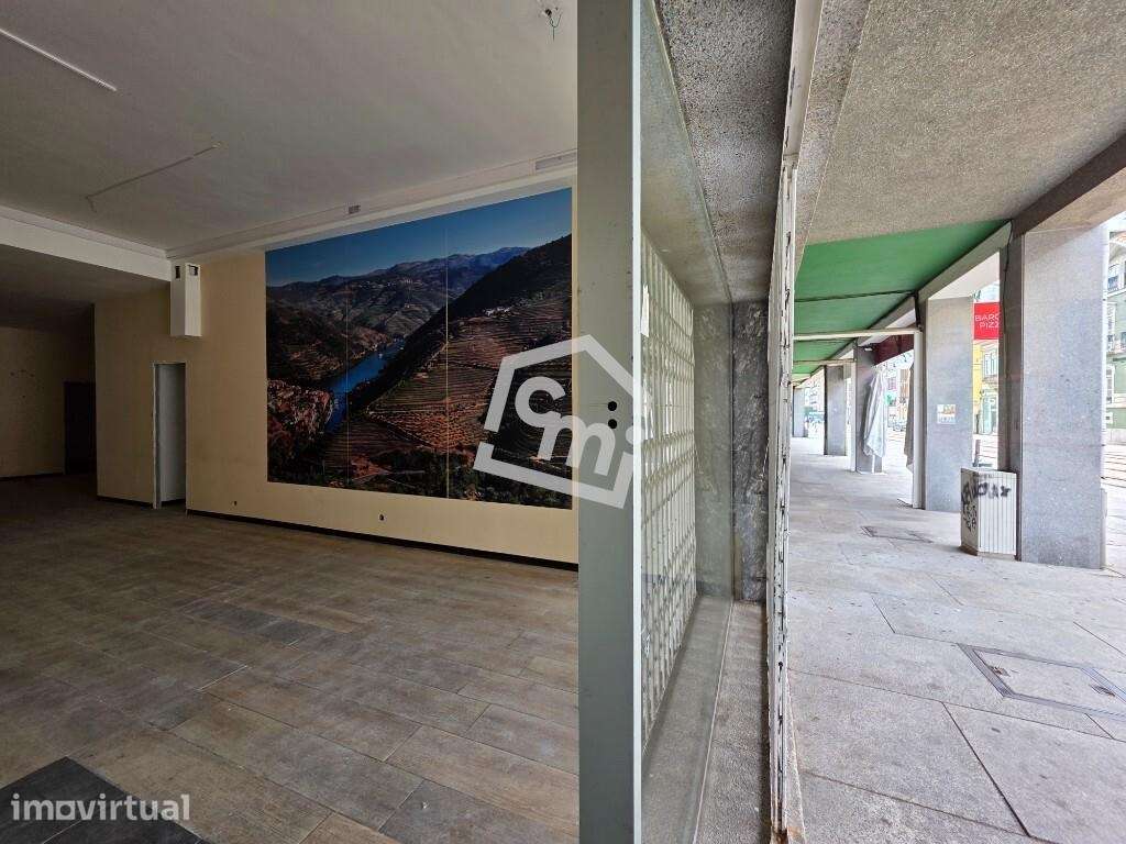 Loja 107 m2 na Rua Brito Capelo | Matosinhos Sul | 1.000€ - Grande imagem: 4/25