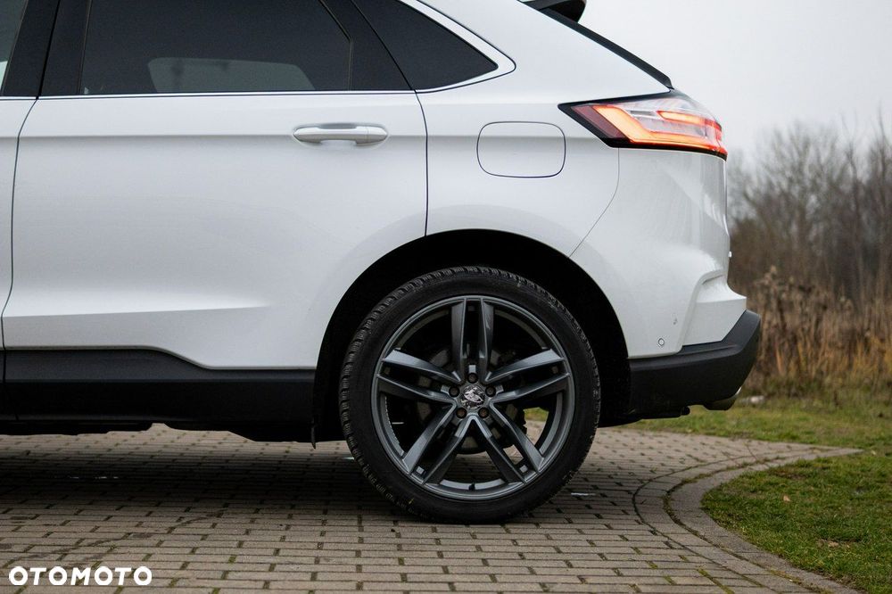 Ford Edge - 12
